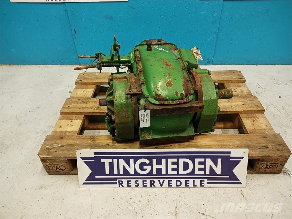 John Deere 1085 トランスミッション