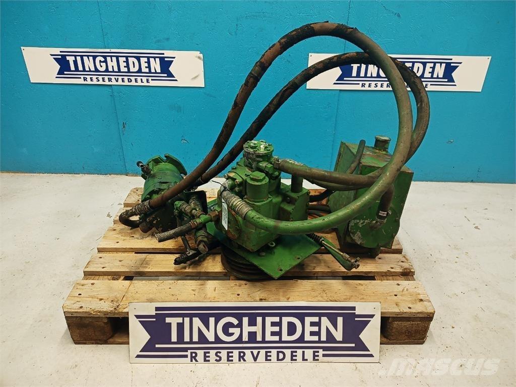 John Deere 1085 油圧機