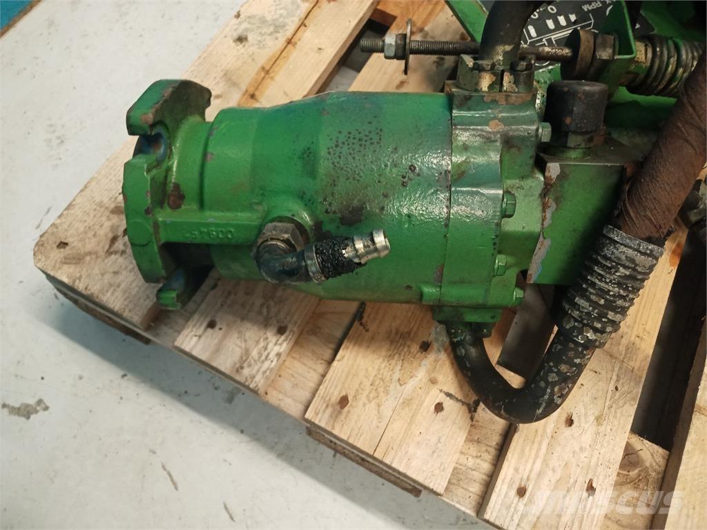 John Deere 1085 油圧機