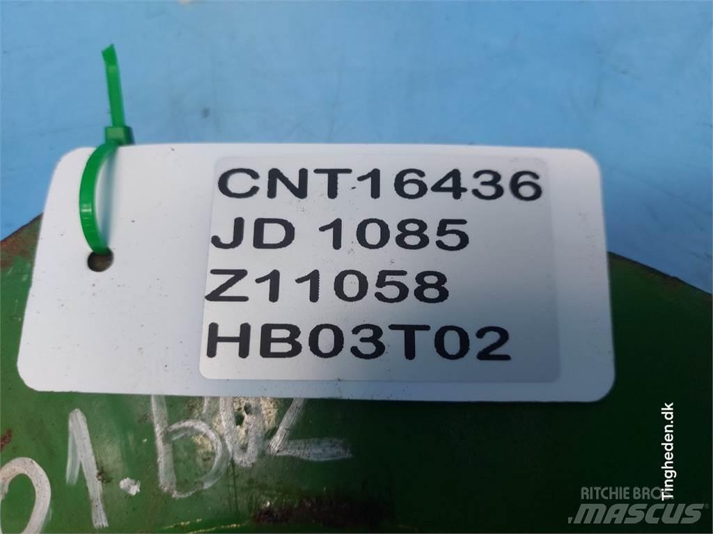 John Deere 1085 砂と塩撒き専用車