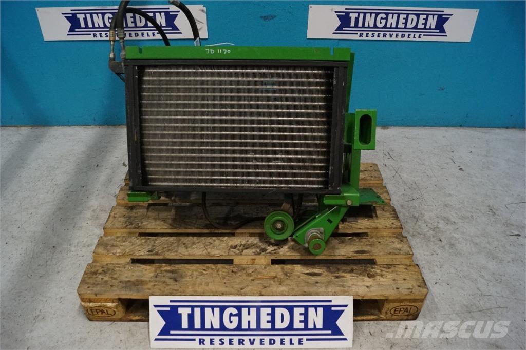 John Deere 1170 ラジエター