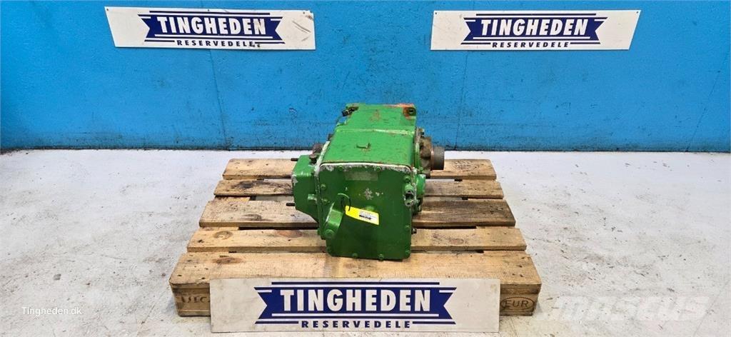 John Deere 1170 トランスミッション