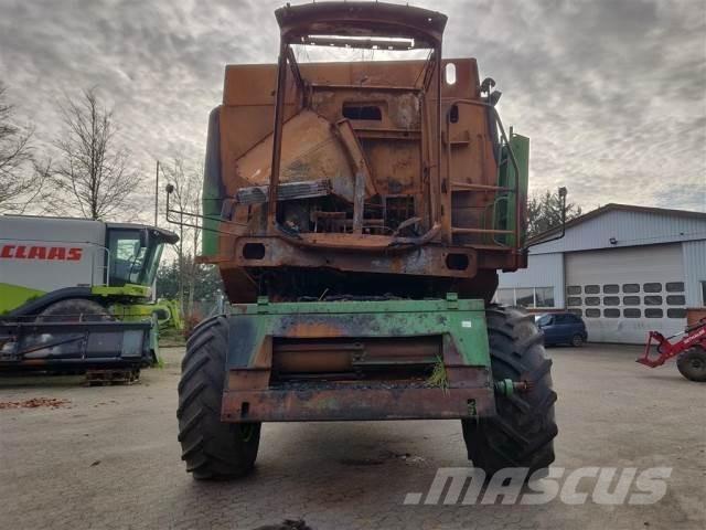 John Deere 1177 コンバイン