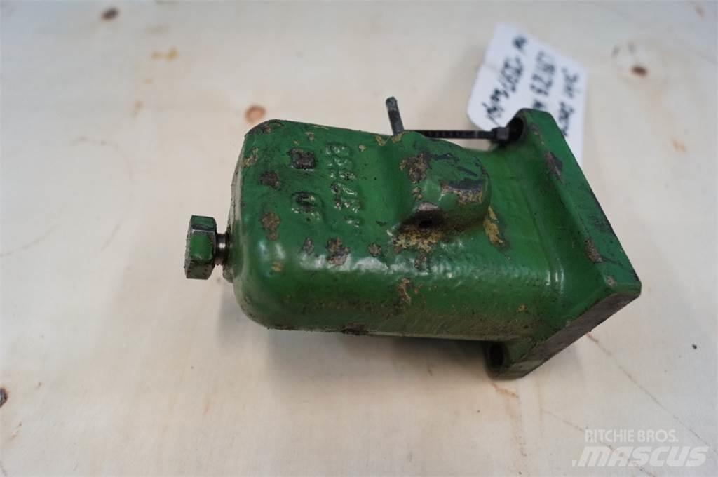 John Deere 1550 油圧機