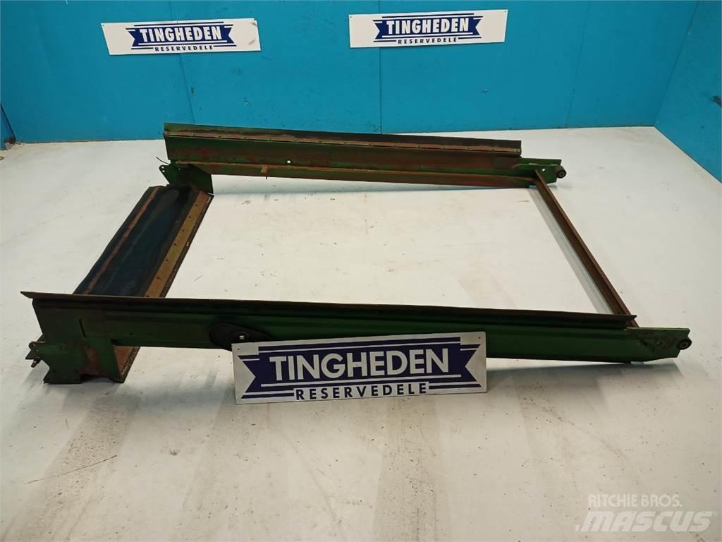 John Deere 2054 砂と塩撒き専用車