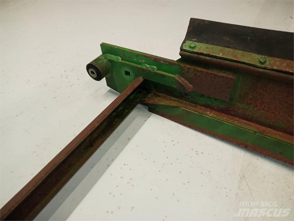 John Deere 2054 砂と塩撒き専用車