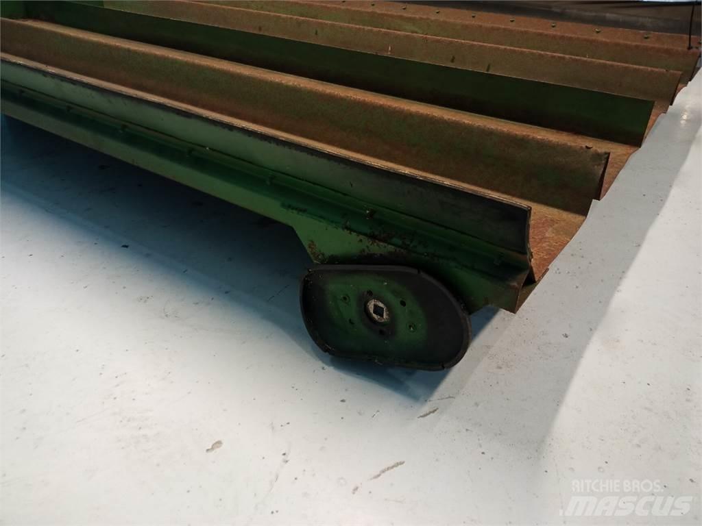 John Deere 2054 砂と塩撒き専用車