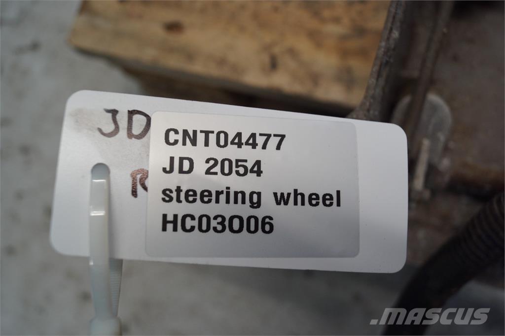 John Deere 2054 キャビン及び内装