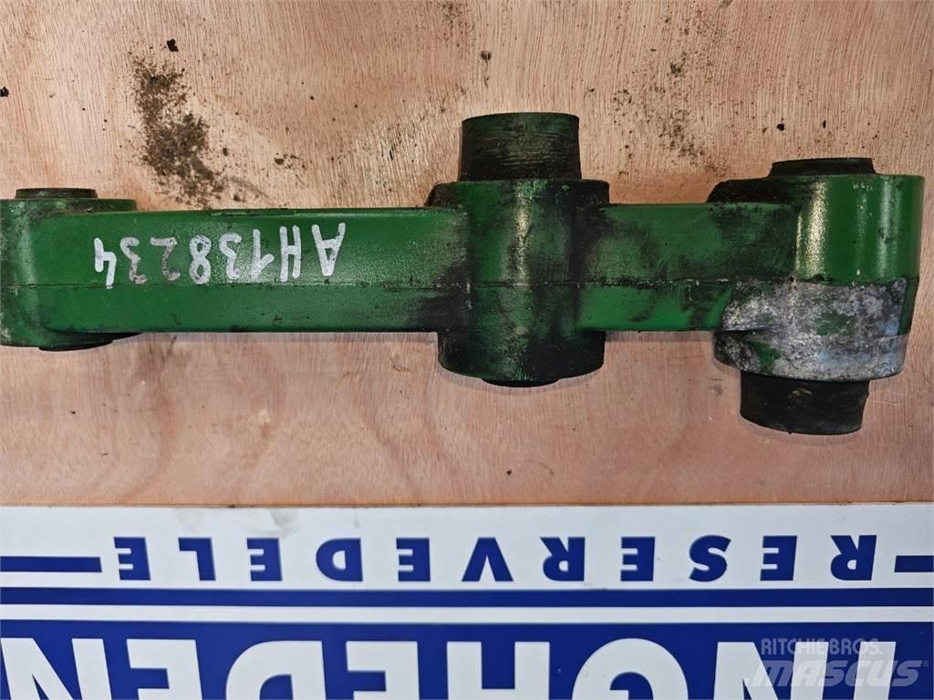 John Deere 2054 砂と塩撒き専用車