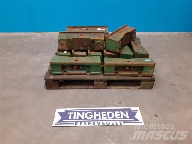 John Deere 2140 ウエイト（フロント）