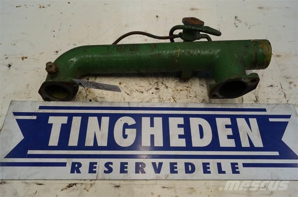 John Deere 2840 エンジン