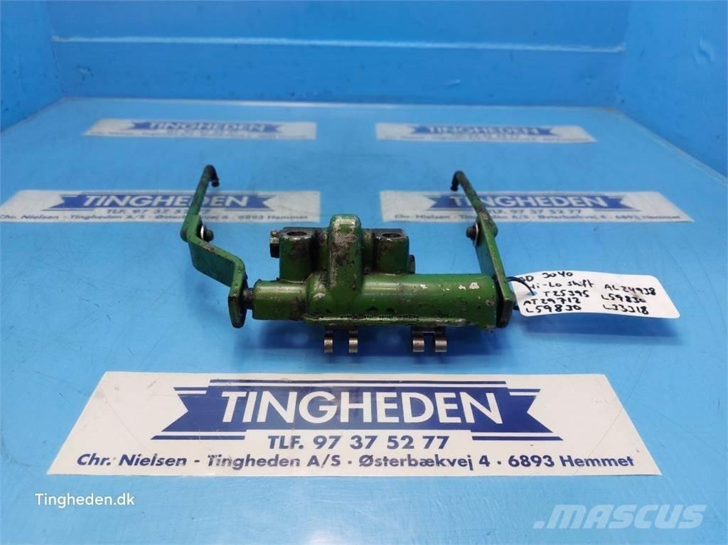 John Deere 3040 トランスミッション