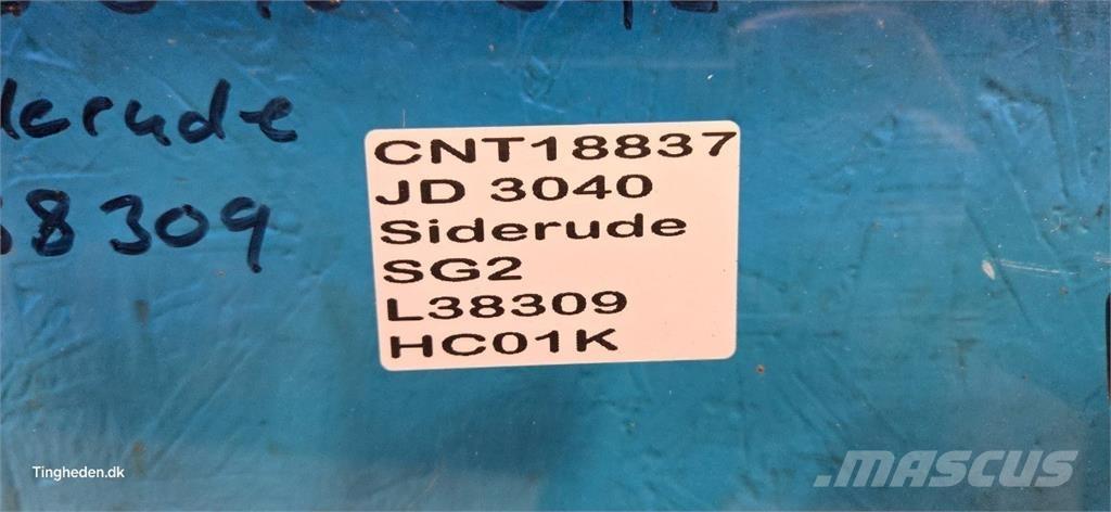 John Deere 3040 キャビン及び内装