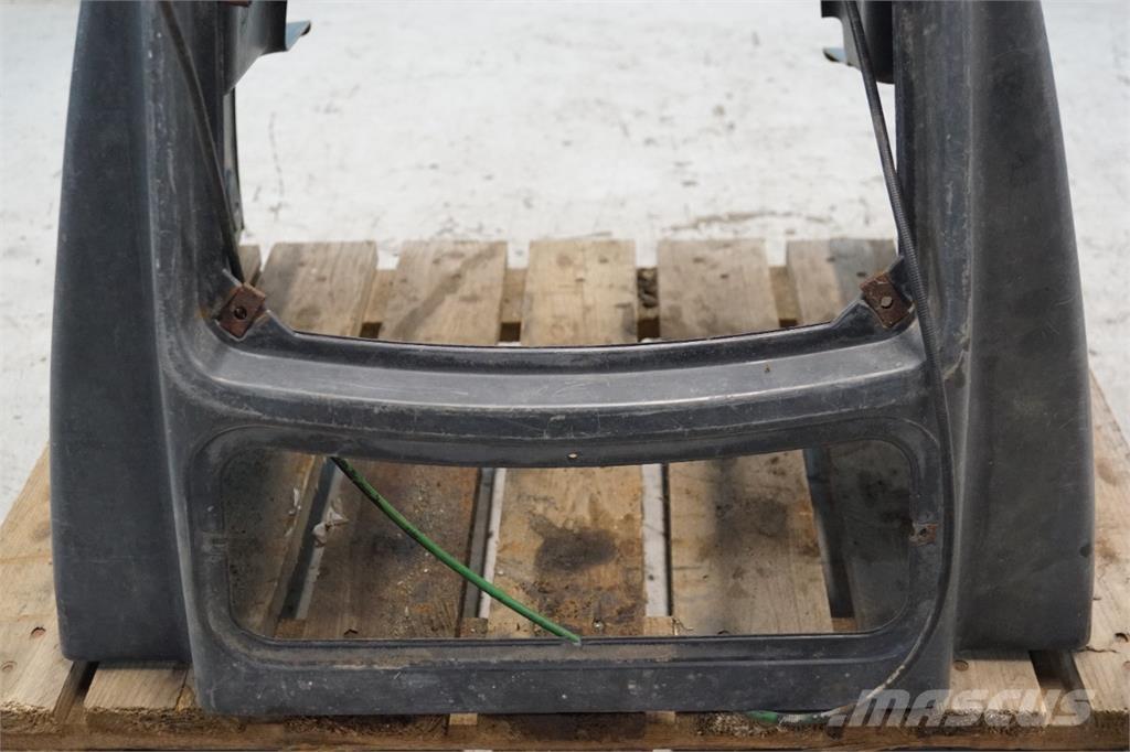 John Deere 3140 キャビン及び内装
