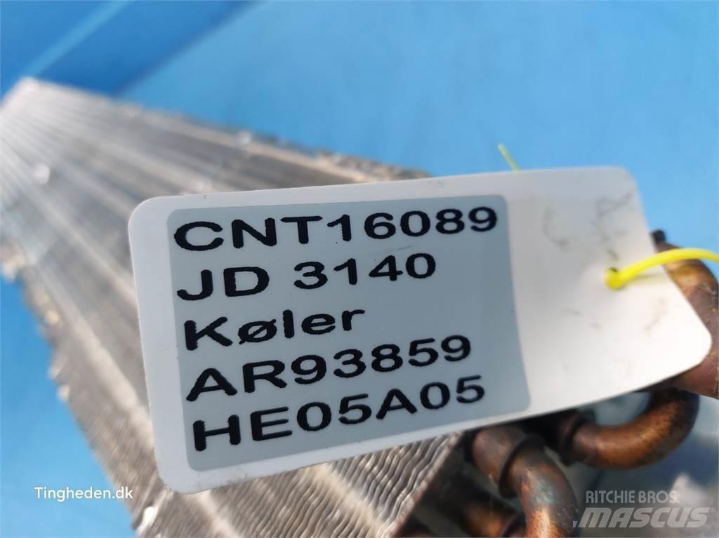 John Deere 3140 ラジエター