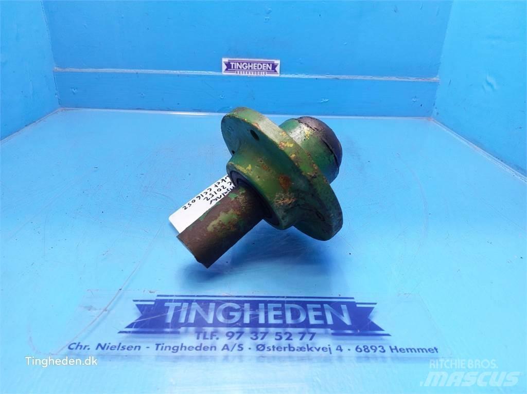 John Deere 332 アクスル