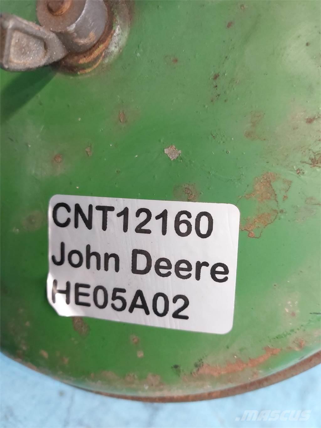 John Deere 3340 エンジン