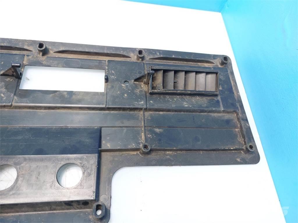 John Deere 4040 キャビン及び内装
