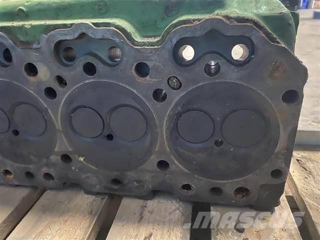 John Deere 4239 エンジン