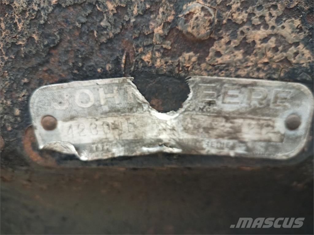 John Deere 4239 エンジン