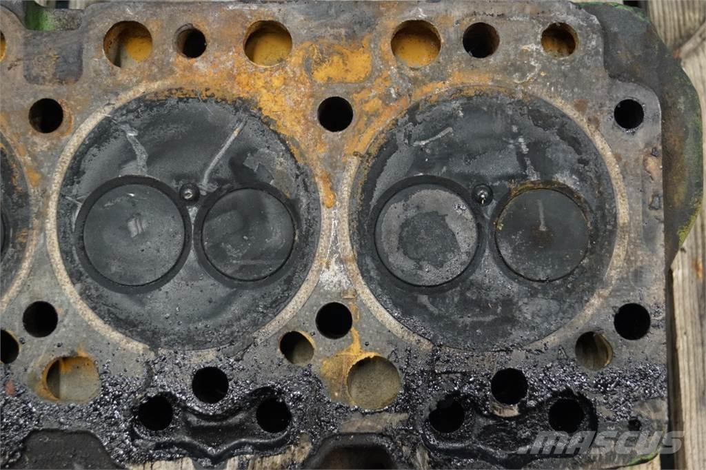 John Deere 4239 エンジン
