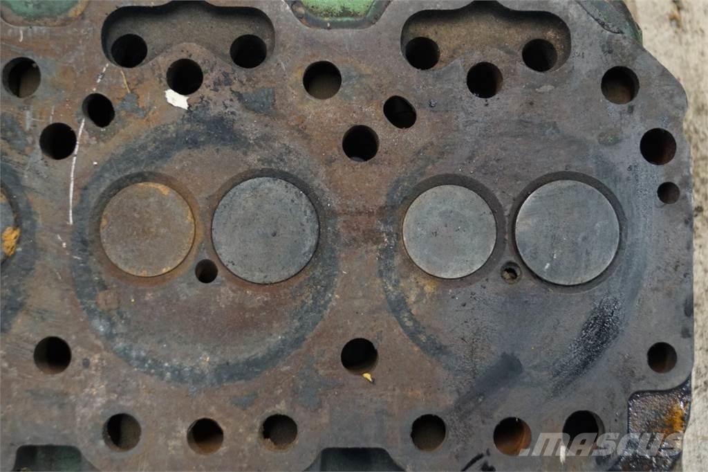 John Deere 4239 エンジン