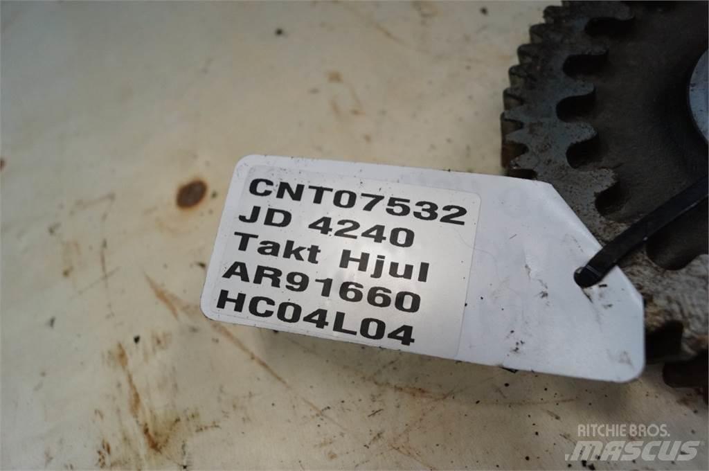 John Deere 4240S エンジン