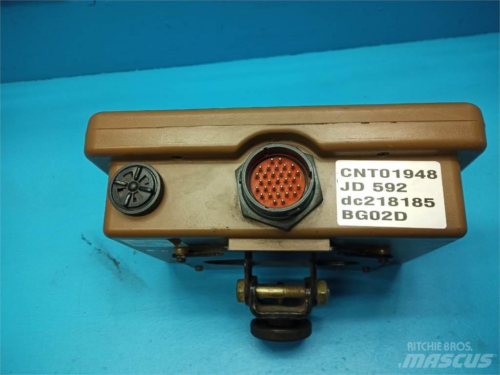 John Deere 592 電子機器