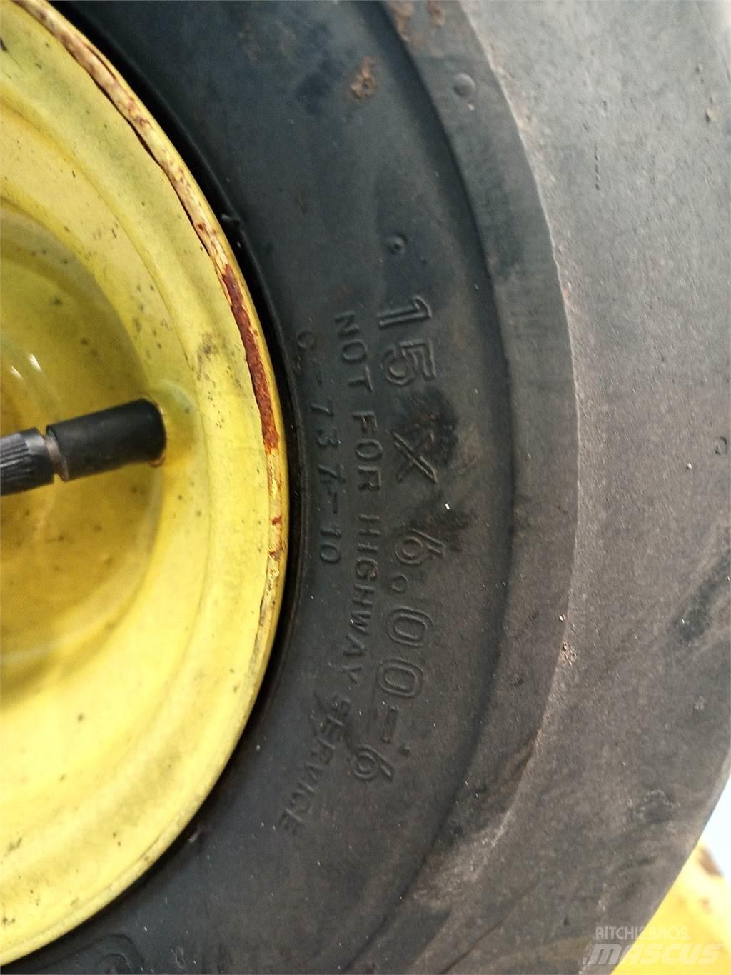 John Deere 592 アクスル