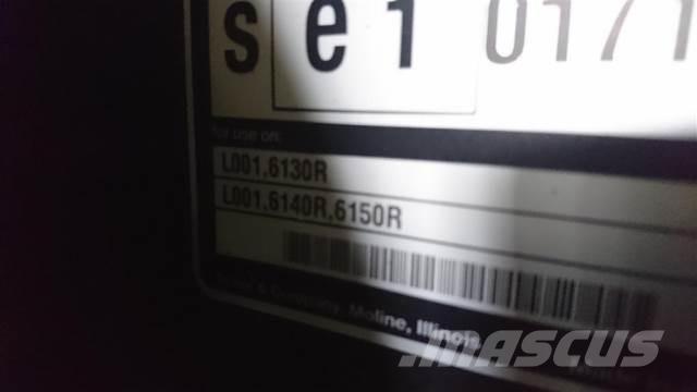 John Deere 6155 キャビン及び内装