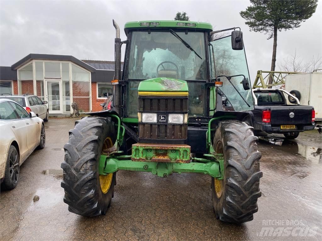 John Deere 6300 トラクター