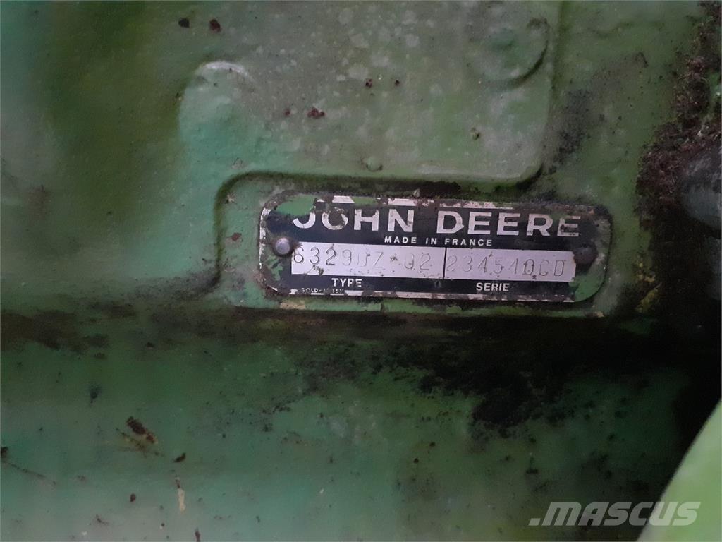 John Deere 6329 エンジン