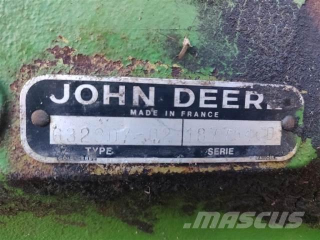 John Deere 6329D エンジン