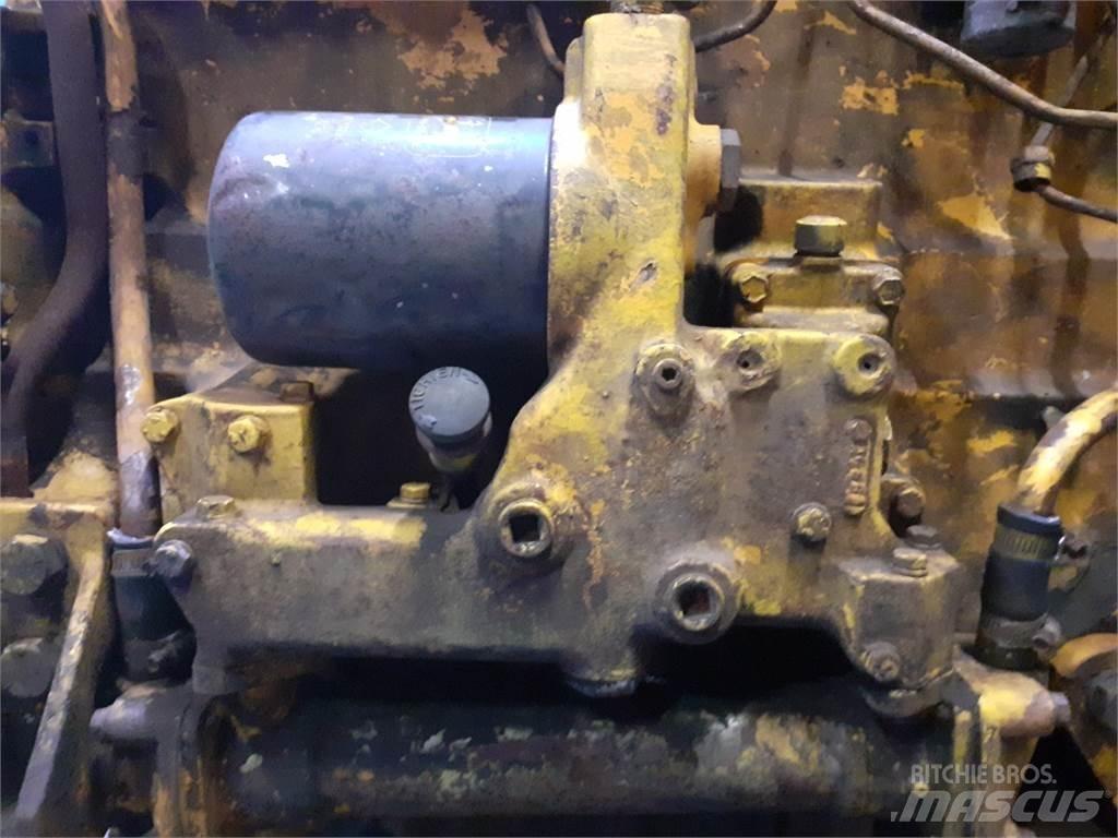 John Deere 644B エンジン