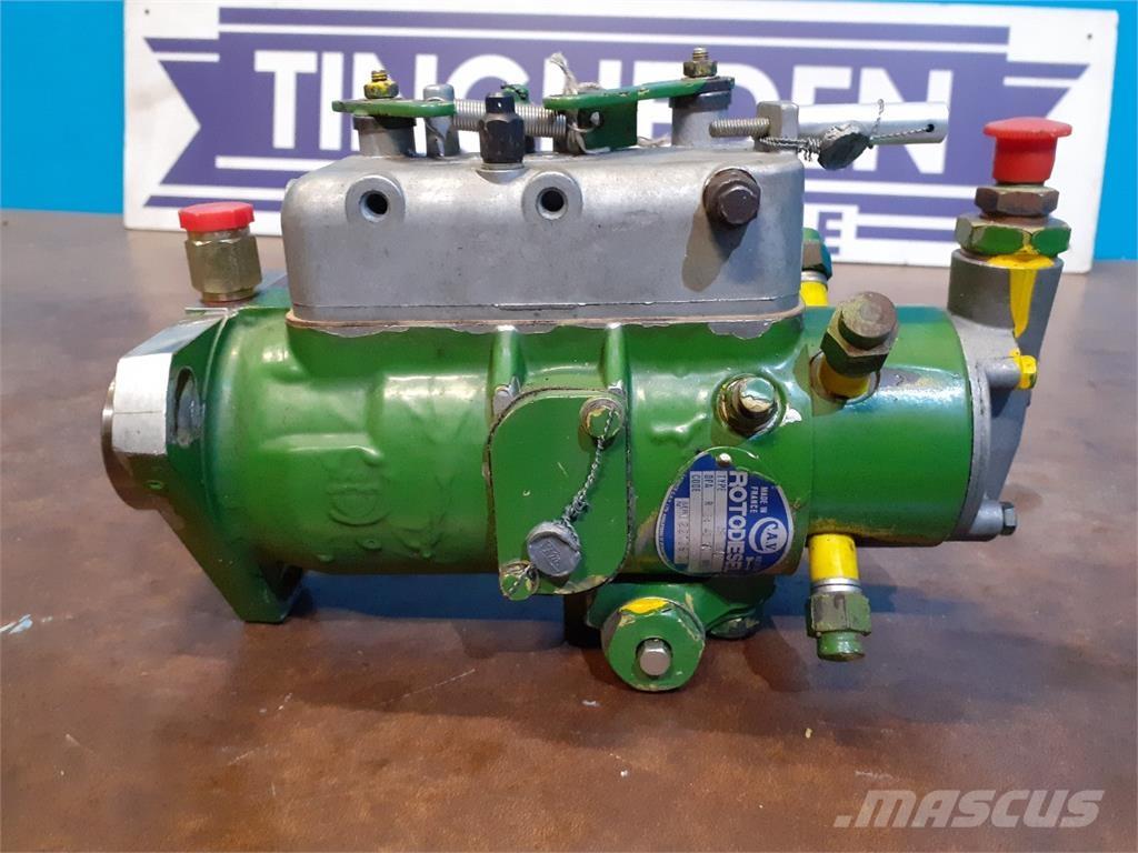 John Deere 935 エンジン