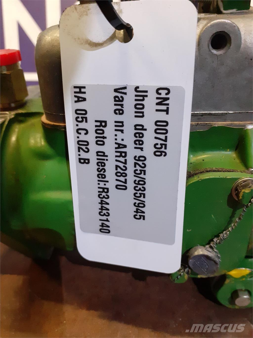 John Deere 935 エンジン