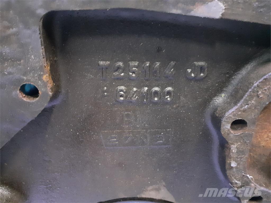 John Deere 935 エンジン