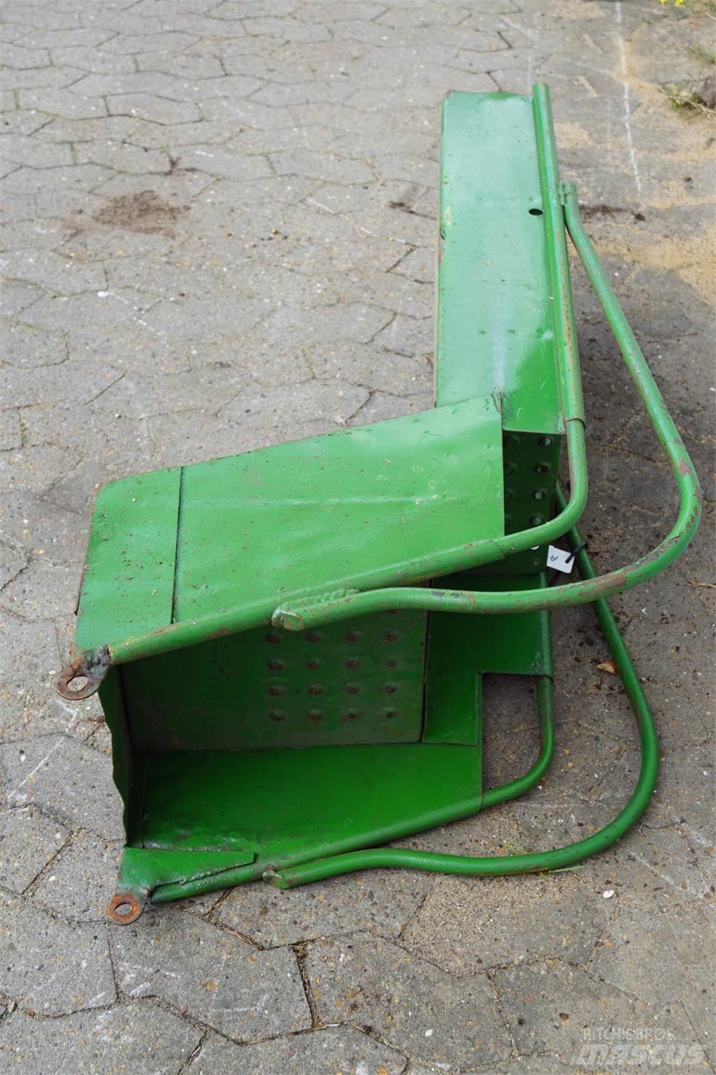 John Deere 952 キャビン及び内装