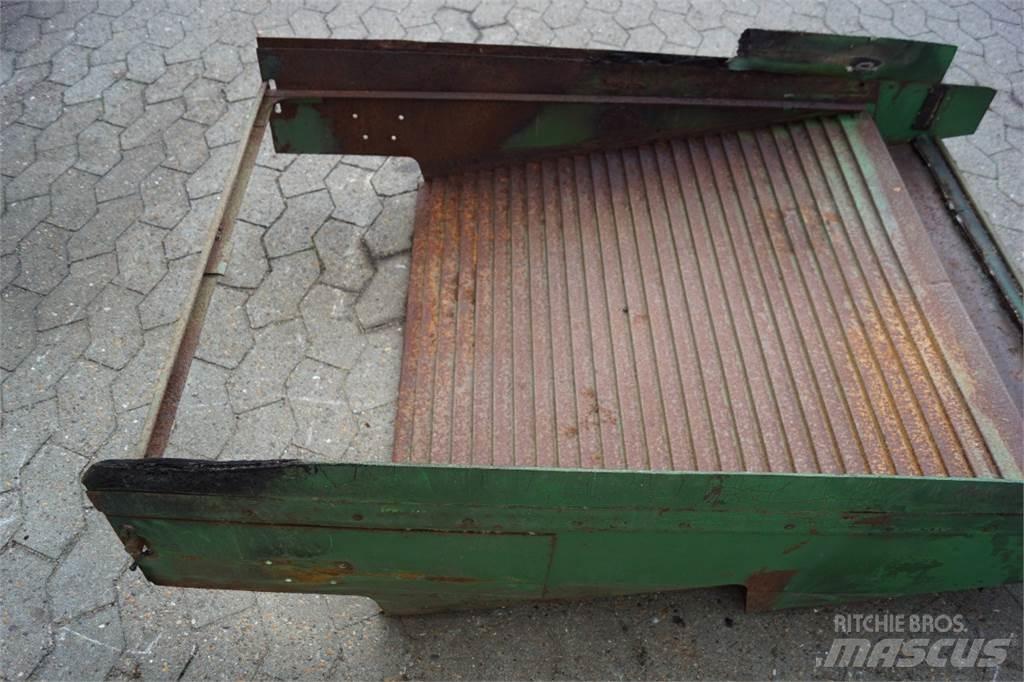 John Deere 952 砂と塩撒き専用車