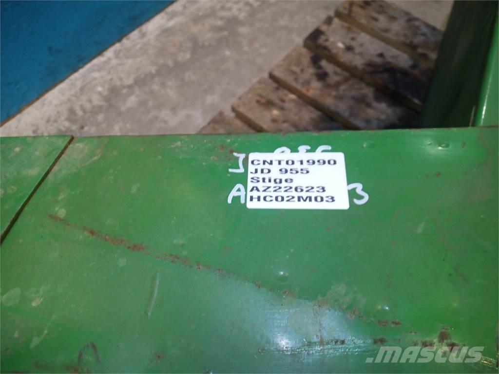 John Deere 955 キャビン及び内装