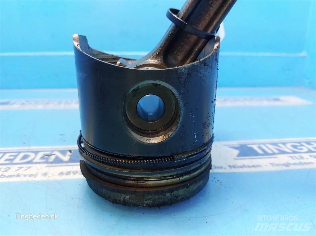 John Deere 955 エンジン