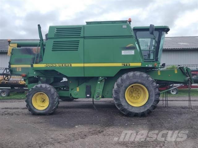 John Deere CTS コンバイン