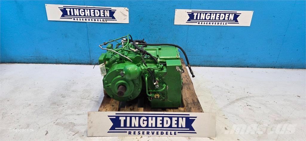 John Deere S690 トランスミッション