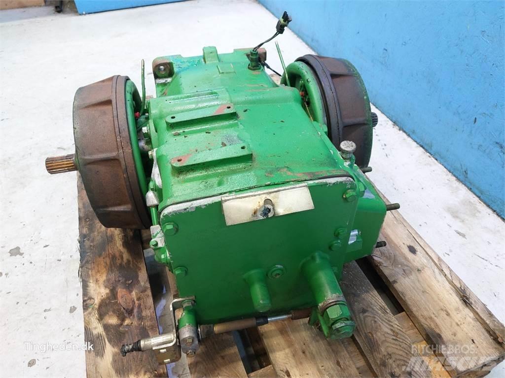 John Deere T660I トランスミッション