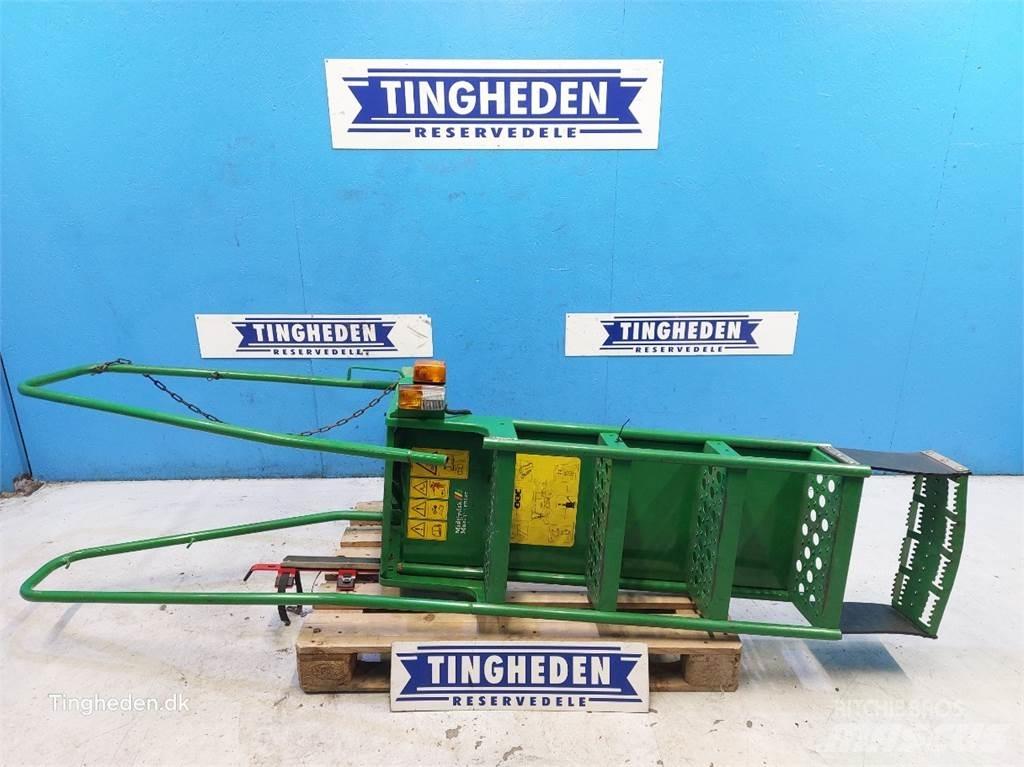 John Deere T660I キャビン及び内装