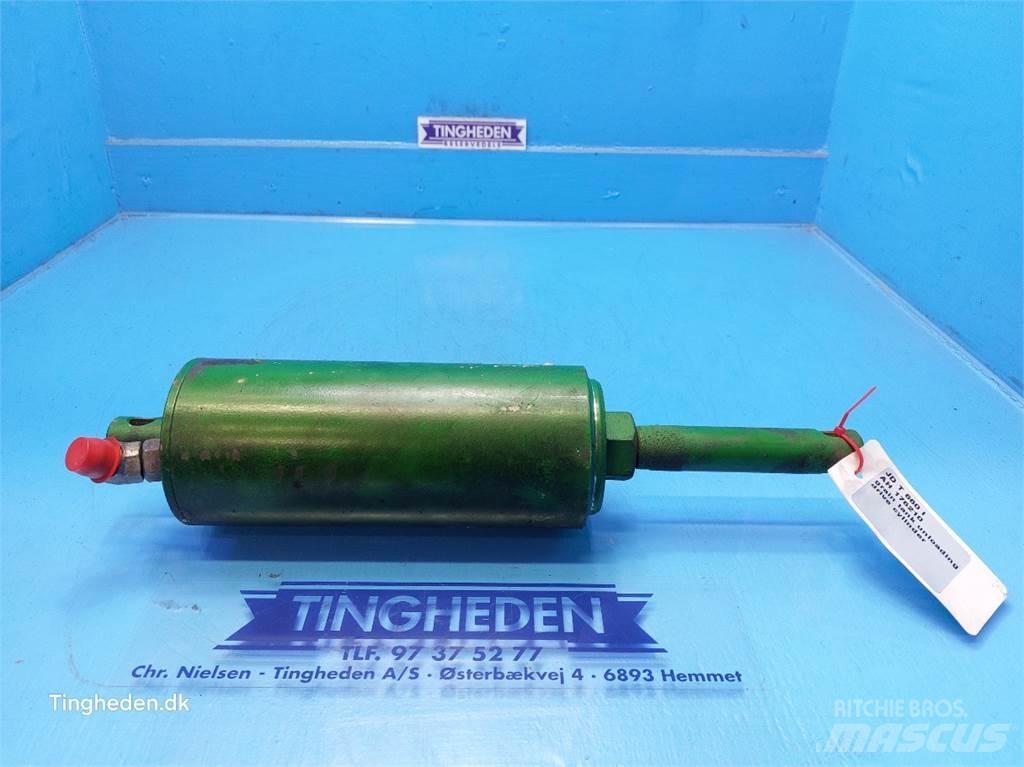 John Deere T660I 油圧機