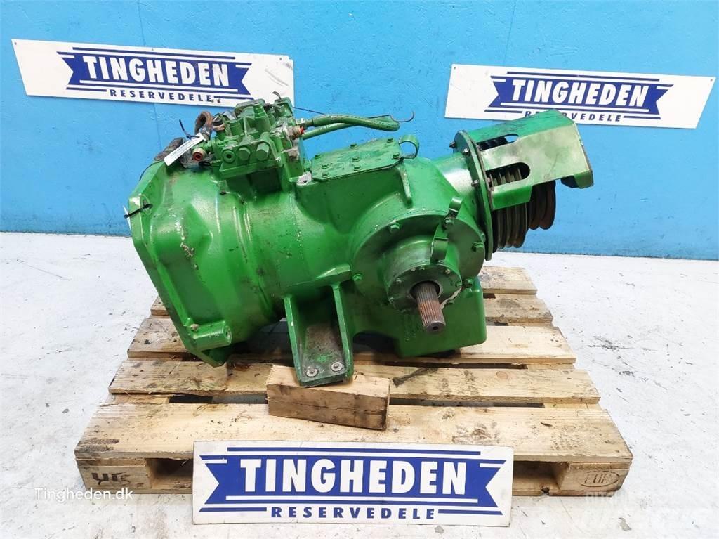 John Deere T660I トランスミッション