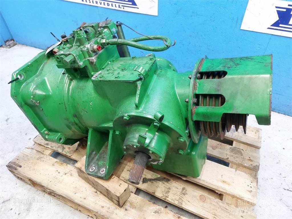 John Deere T660I トランスミッション