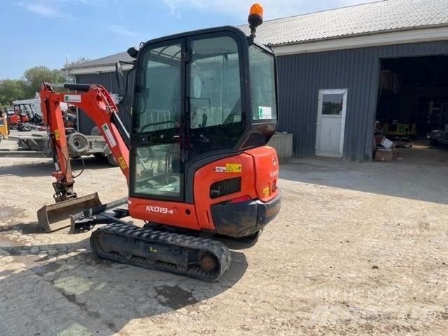 Kubota KX19-4 ミニ油圧ショベル 7t以下（ミニユンボ・ミニディガー）