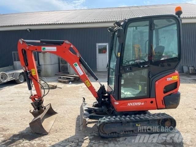 Kubota KX19-4 ミニ油圧ショベル 7t以下（ミニユンボ・ミニディガー）